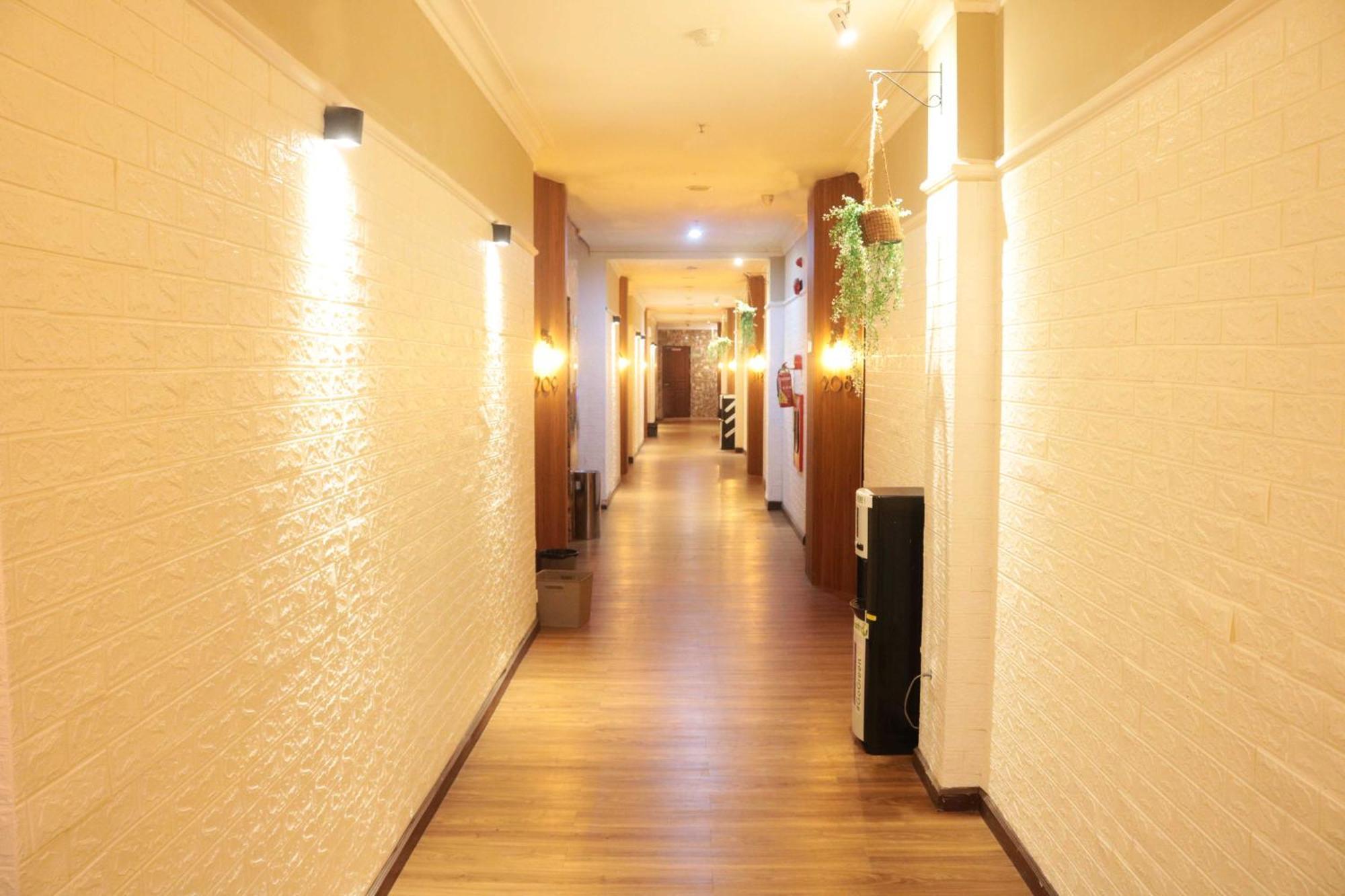 Royal Park Hotel Samarinda Exterior foto